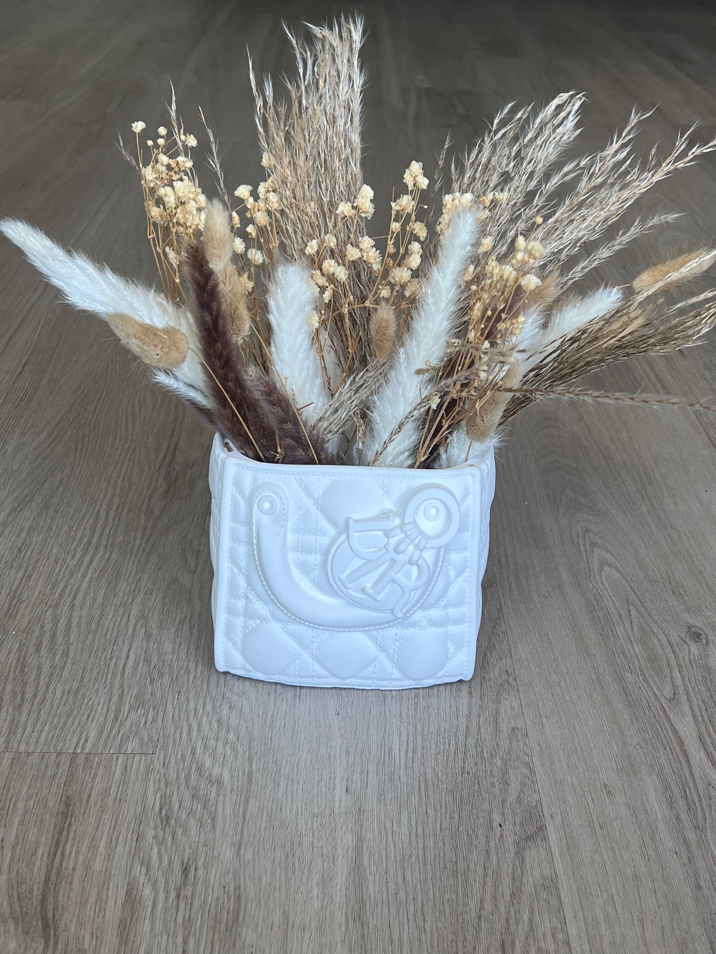 Di'r Lady Bag decorative vase
