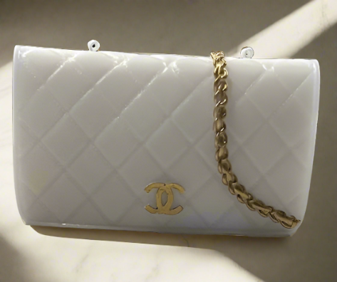 CC Purse Candle With Chain