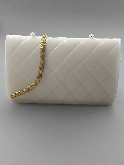 CC Purse Candle With Chain