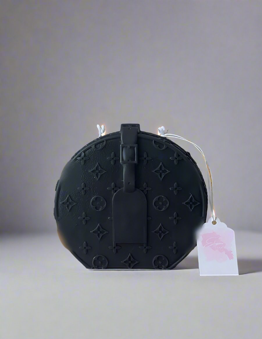 Circular V Candle