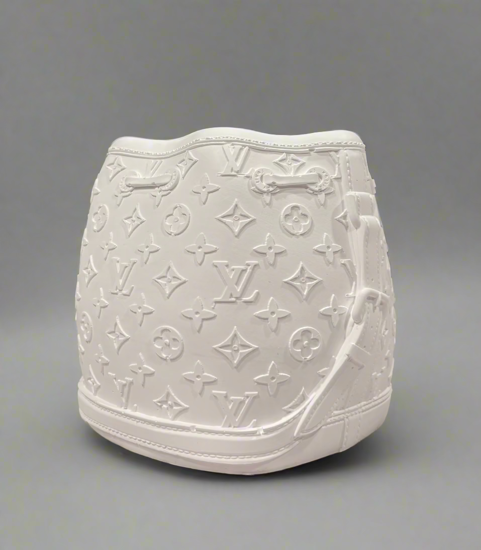 L Vase