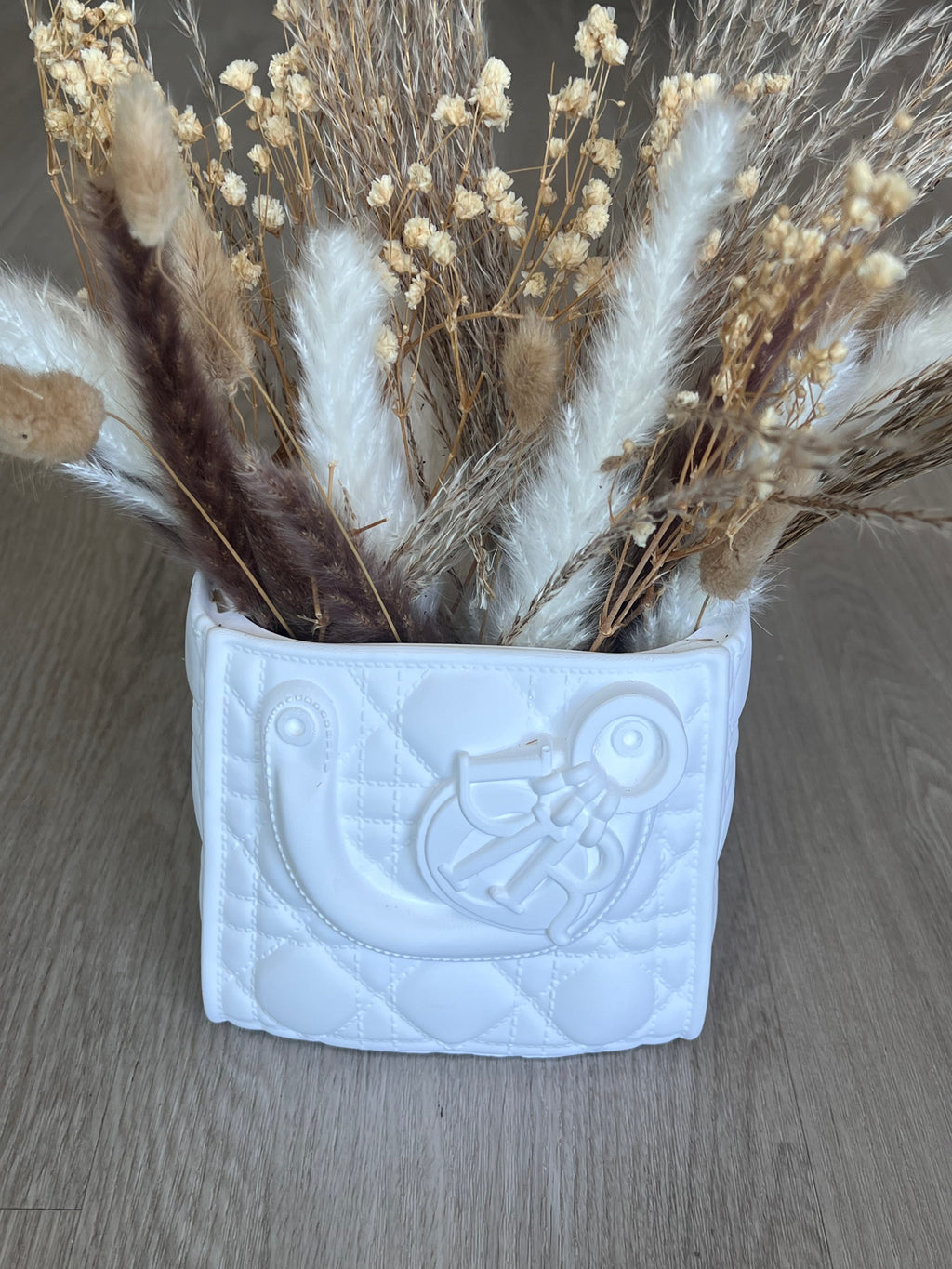 D Vase