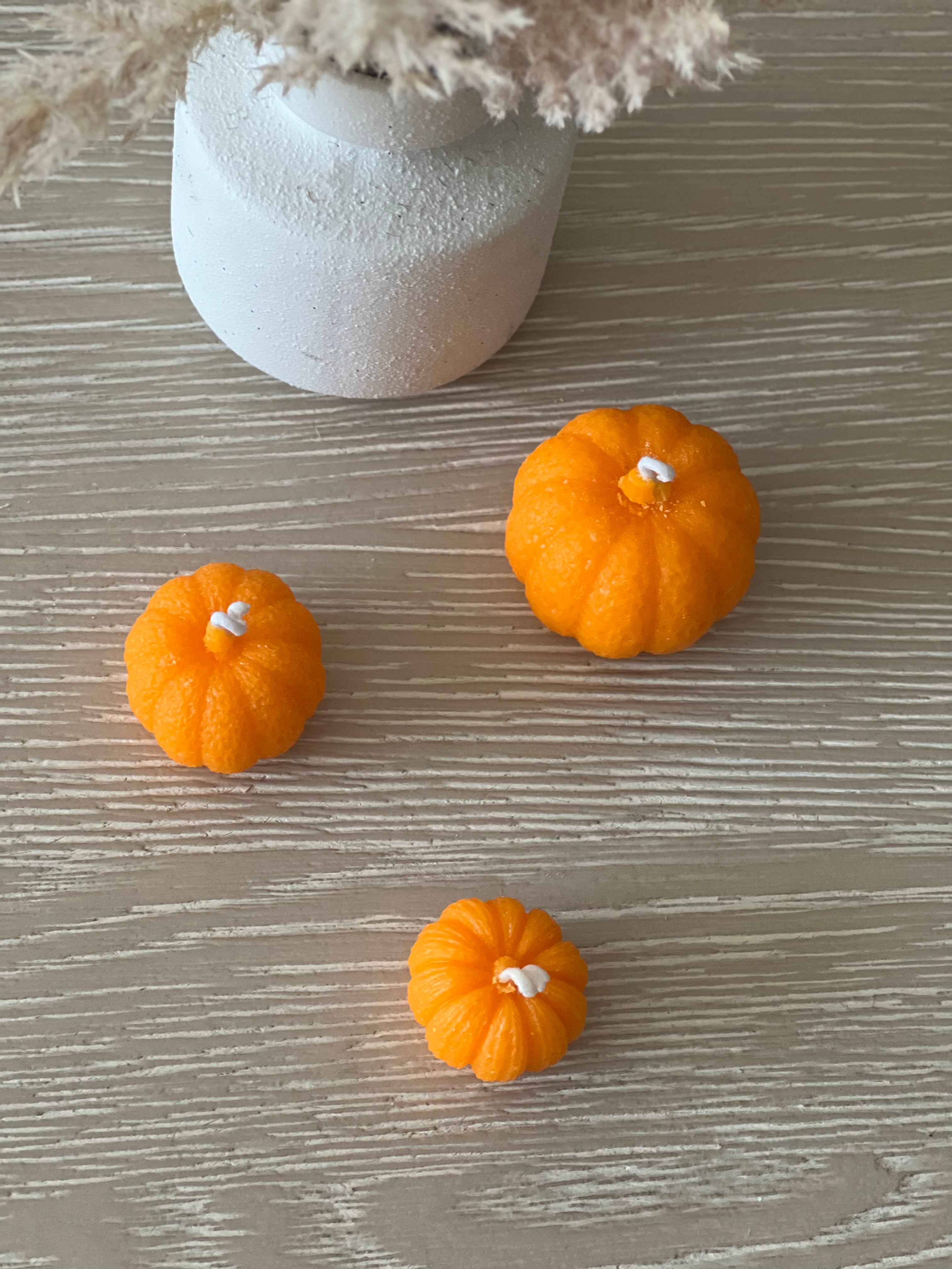 Set of 3 Mini Pumpkin Candles