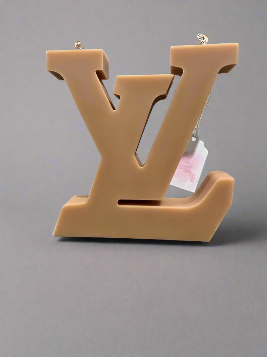 Abstract  L Candle
